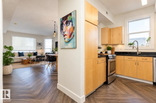#101 8108 109 St Nw, Edmonton, AB 