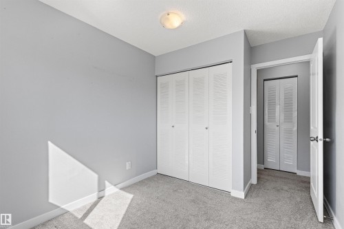 50 Woodvale Village Nw, Edmonton, AB 