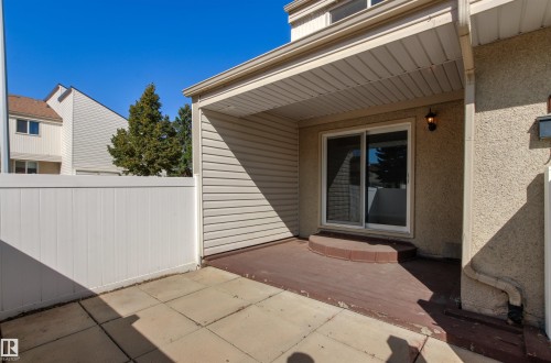 50 Woodvale Village Nw, Edmonton, AB 