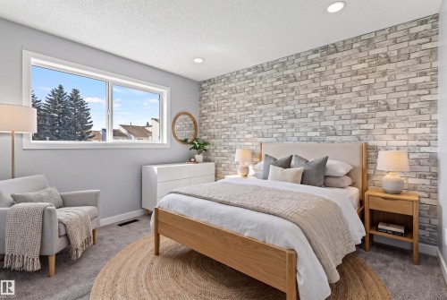 50 Woodvale Village Nw, Edmonton, AB 