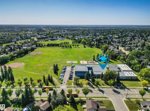 50 Woodvale Village Nw, Edmonton, AB 