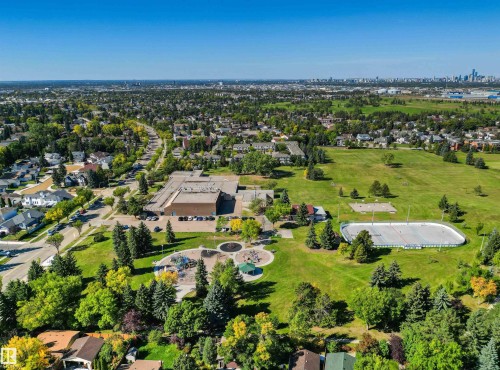 50 Woodvale Village Nw, Edmonton, AB 
