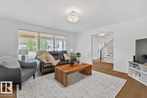 98 Wolf Crescent Nw, Edmonton, AB 