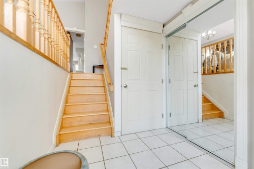 3738 28A Street Nw, Edmonton, AB 
