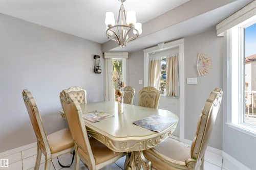 3738 28A Street Nw, Edmonton, AB 