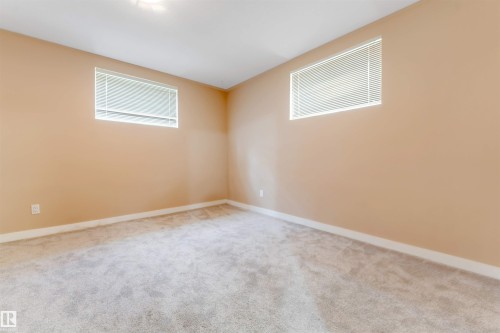 3738 28A Street Nw, Edmonton, AB 