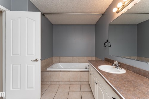 55 Catalina Drive, Sherwood Park, AB 
