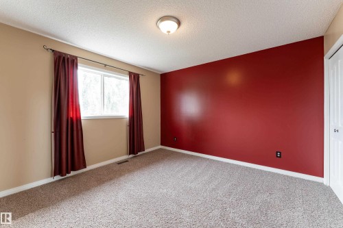 55 Catalina Drive, Sherwood Park, AB 