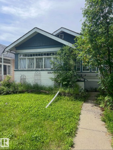 11312 97 Street NW  Edmonton, AB T5G 1X4