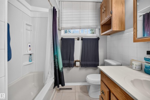 3526 122 Avenue Nw, Edmonton, AB 