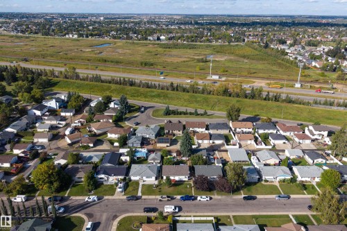 3526 122 Avenue Nw, Edmonton, AB 