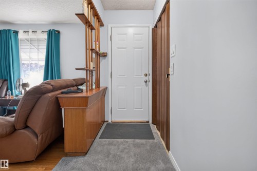 3526 122 Avenue Nw, Edmonton, AB 