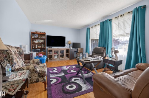 3526 122 Avenue Nw, Edmonton, AB 