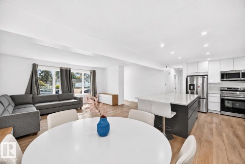 16110 82 Avenue Nw, Edmonton, AB 