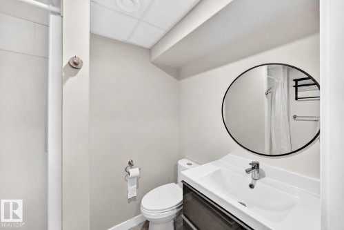 16110 82 Avenue Nw, Edmonton, AB 
