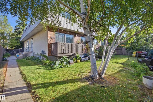 8945 78 Avenue Nw, Edmonton, AB 