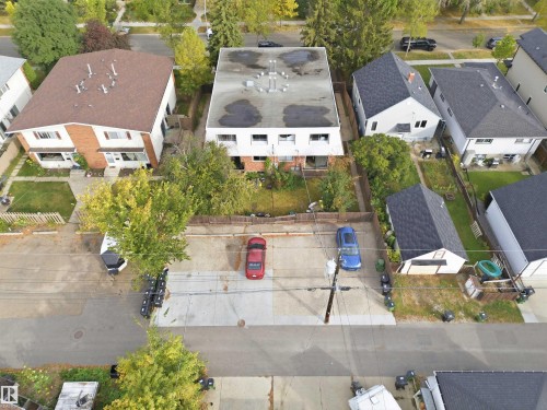 8945 78 Avenue Nw, Edmonton, AB 