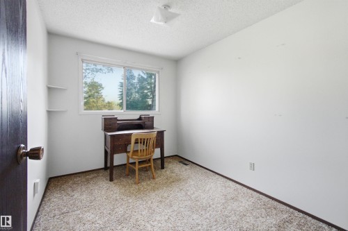 8945 78 Avenue Nw, Edmonton, AB 