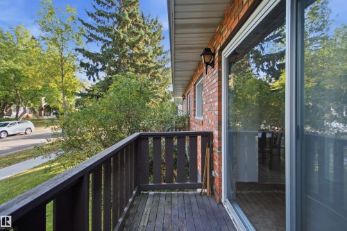 8945 78 Avenue Nw, Edmonton, AB 