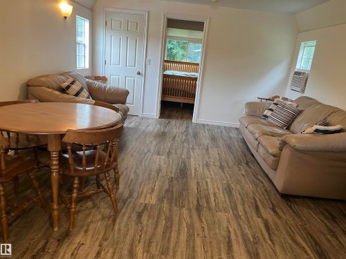 Wood-finish flooring throughout - #15 2319 Twp Road 524, Rural Parkland County, AB 