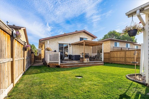 4328 38 Street Nw, Edmonton, AB 