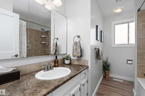 800 Lee Ridge Road Nw, Edmonton, AB 
