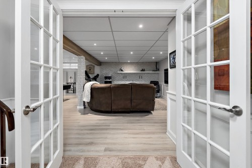 800 Lee Ridge Road Nw, Edmonton, AB 