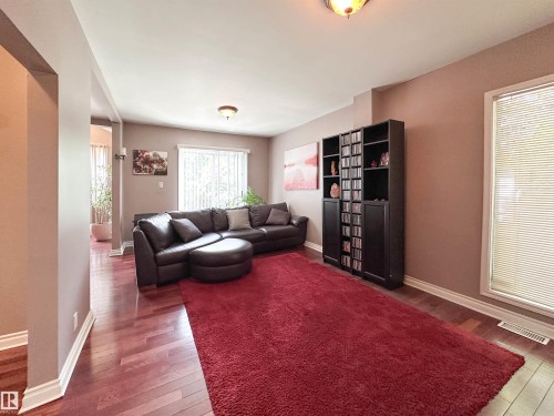 11825 80 Street Nw, Edmonton, AB 