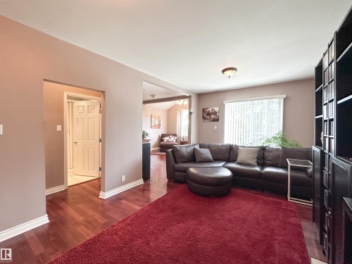 11825 80 Street Nw, Edmonton, AB 