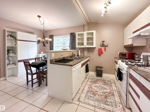 11825 80 Street Nw, Edmonton, AB 