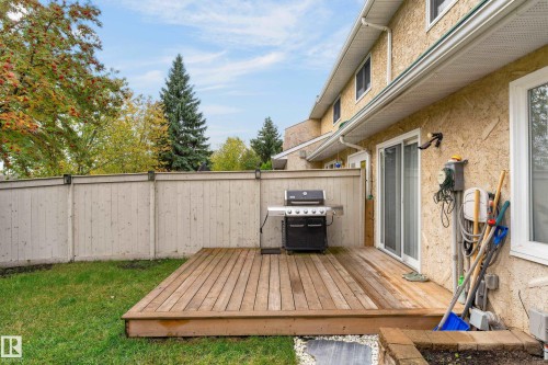 176 Callingwood Place Nw, Edmonton, AB 