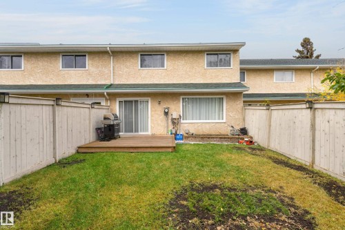 176 Callingwood Place Nw, Edmonton, AB 