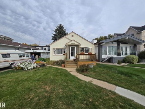 5014 Ada Boulevard Nw, Edmonton, AB 