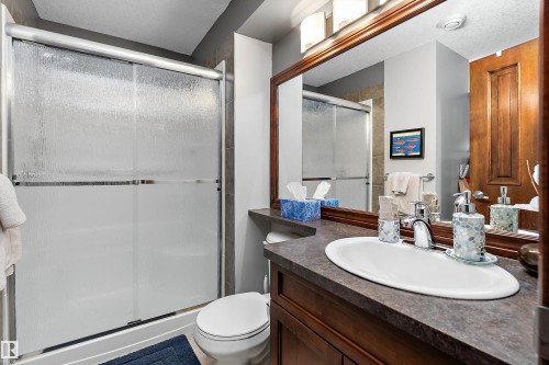 87 Lamplight Drive, Spruce Grove, AB 