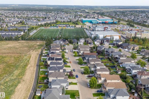 87 Lamplight Drive, Spruce Grove, AB 