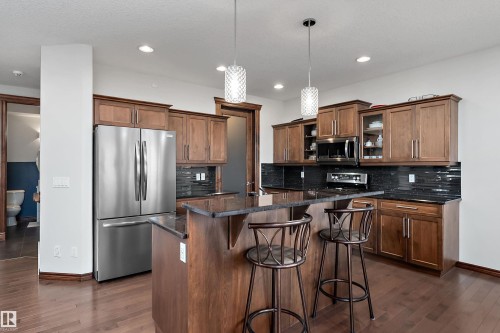 87 Lamplight Drive, Spruce Grove, AB 