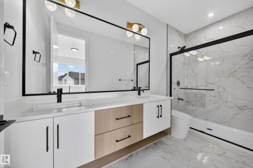 8418 Mayday Link Sw, Edmonton, AB 
