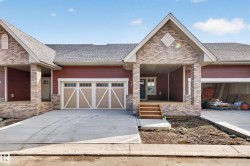 #17 120 HILLSHIRE BV  Sherwood Park, AB T8B 0C9
