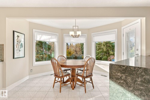 910 Wallbridge Place Nw, Edmonton, AB 