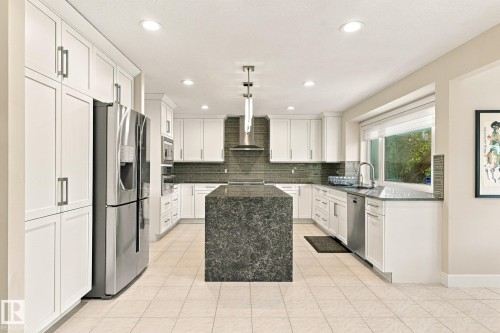 910 Wallbridge Place Nw, Edmonton, AB 