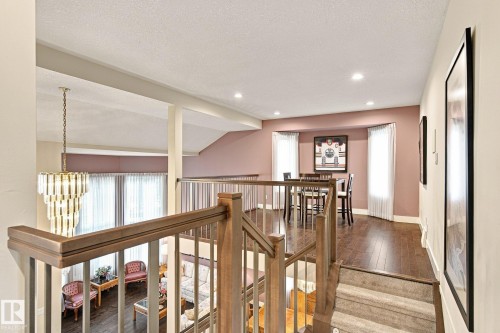 910 Wallbridge Place Nw, Edmonton, AB 
