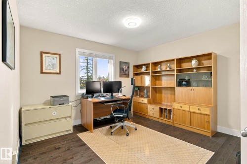 910 Wallbridge Place Nw, Edmonton, AB 