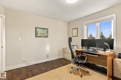 910 Wallbridge Place Nw, Edmonton, AB 