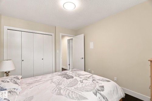 910 Wallbridge Place Nw, Edmonton, AB 