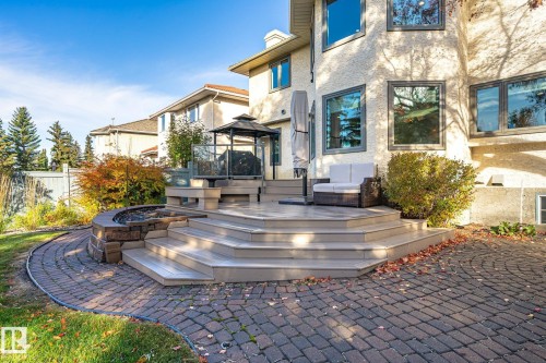 910 Wallbridge Place Nw, Edmonton, AB 