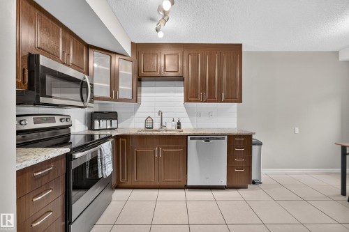 1209 Hooke Road Nw, Edmonton, AB 