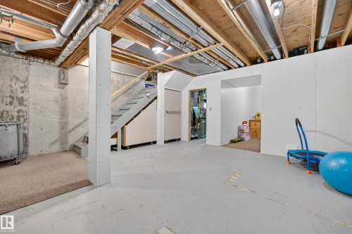 1209 Hooke Road Nw, Edmonton, AB 