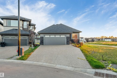 6645 Crawford Landing Sw, Edmonton, AB 