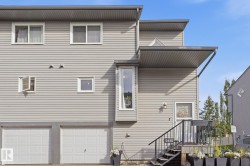 5340 38a Avenue NW  Edmonton, AB T6R 1K4