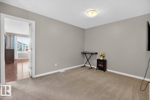 411 Simmonds Way, Leduc, AB 